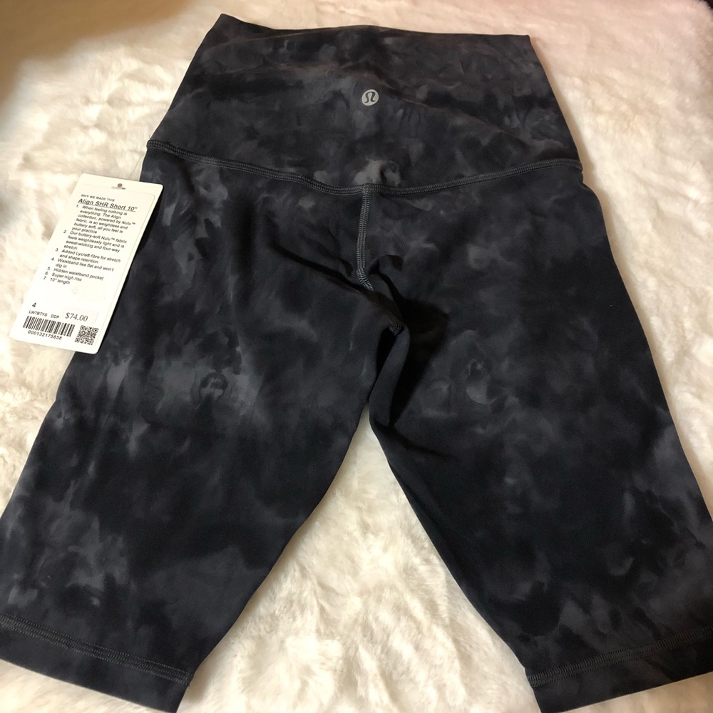 NWT Lululemon Align SHR Short 10” Sz 4